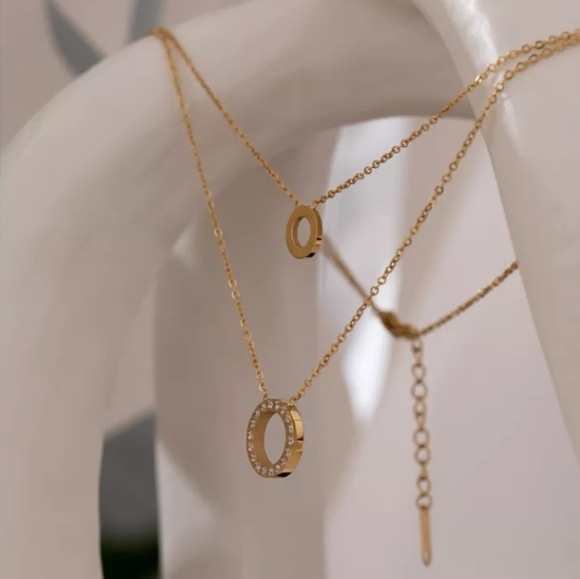 Pretty Round Hollow Layered Chain Necklace - Picture 2 of 4